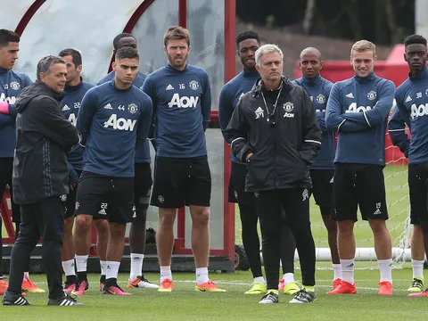 Điểm tin tối 09/05: Mourinho có 'cánh tay phải' mới; Rõ tương lai Conte