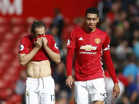 Điểm tin tối 16/05: Zidane hé lộ tương lai James Rodriguez; Smalling đáp trả Mourinho