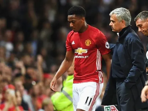 Điểm tin tối 25/04: Mourinho trảm sao M.U; Real nổ bom tấn 200 triệu bảng