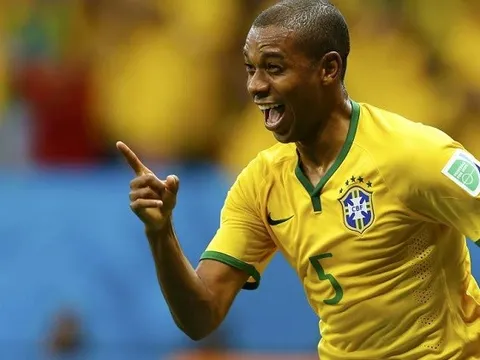 Định mệnh sắp đặt, thành bại của Brazil nằm trong tay Fernandinho