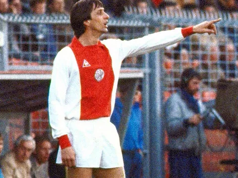 Đội hình 'cây nhà lá vườn' hay nhất lịch sử Ajax: Tượng đài Thánh Johan