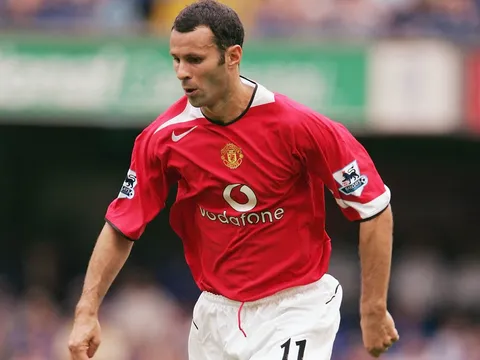Đội hình hay nhất Ngoại hạng Anh 2016/17 do Giggs bình chọn