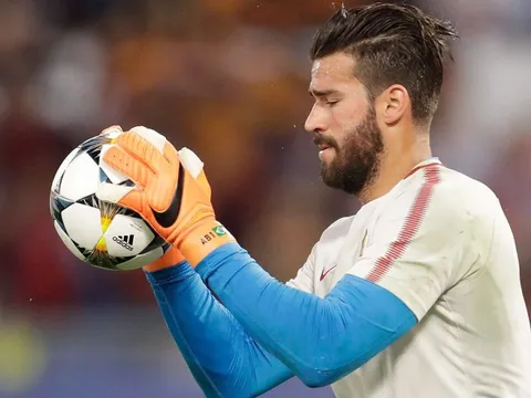 Đội hình tiêu biểu Serie A toàn mùa: Không có chỗ cho Buffon