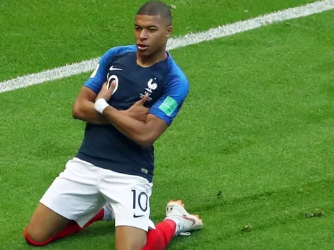 Đội hình tiêu biểu vòng 1/8 World Cup 2018: Mbappe vượt mặt Neymar