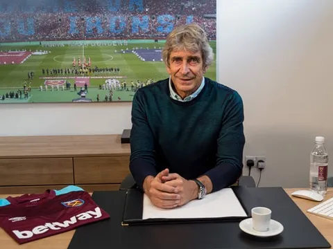 ĐỐI THOẠI Manuel Pellegrini: Hài lòng CĐV là mục tiêu tiên quyết