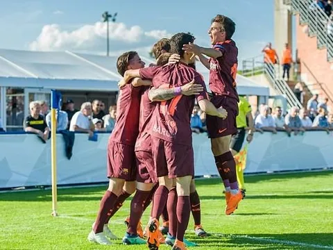 Đội trẻ Barcelona làm thay công việc cho đàn anh ở Champions League