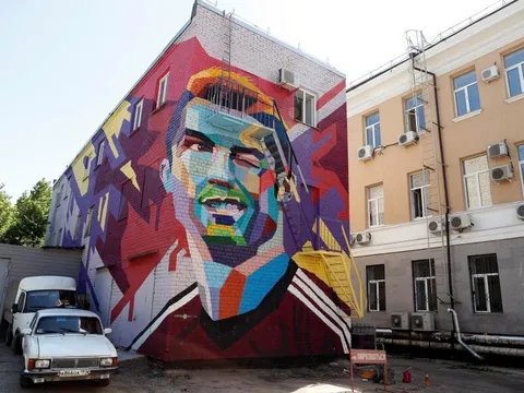 Dọn chỗ mới, Messi phải 'đụng độ' Ronaldo hằng ngày