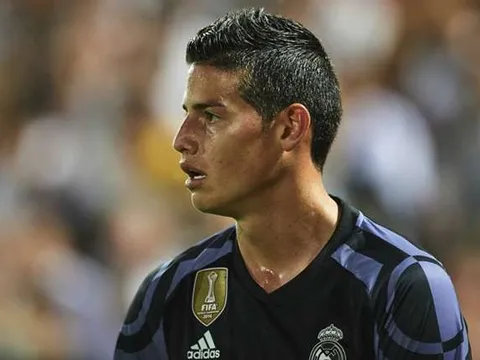 Đồng đội hé lộ tương lai James Rodriguez
