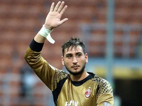 Donnarumma dứt tình, AC Milan bị dồn vào thế bí