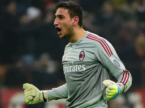 Donnarumma gia hạn với Milan, nhưng vẫn được phép tới Man Utd