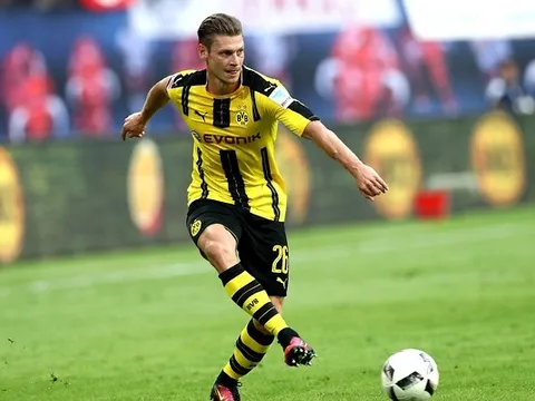 Dortmund CHÍNH THỨC trói chân sao chạy cánh