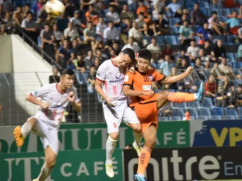 Đức Chinh ghi bàn, HLV Minh Phương tiết lộ bí mật bất ngờ