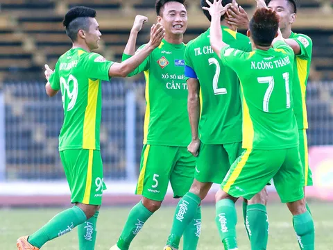 Có Đinh Hồng Vinh, Cần Thơ nói không với nỗi lo trụ hạng?