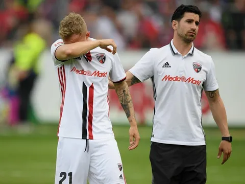 Dư âm cuộc chiến trụ hạng Bundesliga: Ingolstadt "chết" vì... chờ đợi