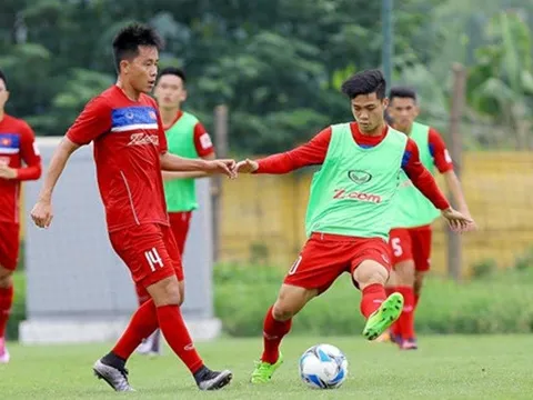 Đức Chinh đe dọa vị trí của Công Phượng ở U22 Việt Nam