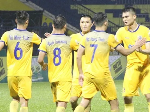 Minh Tuấn ghi bàn, FLC Thanh Hóa thắng nhọc