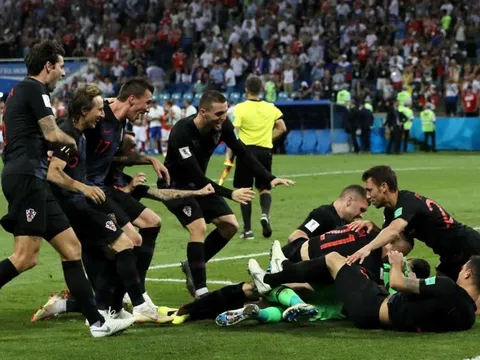 Đường đến chung kết của Croatia: Chông gai nhưng rực rỡ