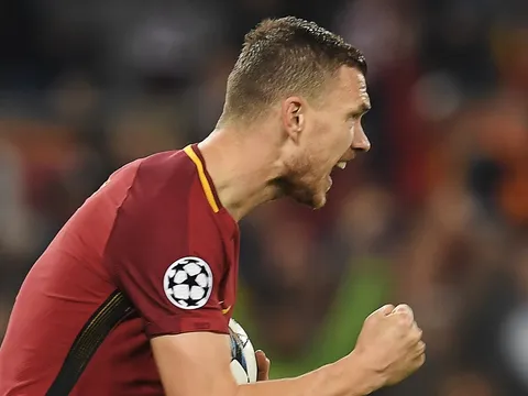 Dzeko cũng bất ngờ vì Barcelona 'yếu' đến vậy