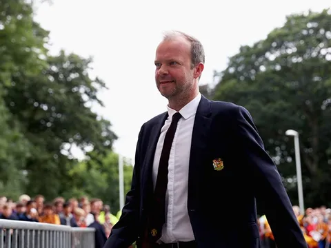 Ed Woodward ra tay, Man Utd sống lại hy vọng có Ivan Perisic