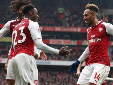 Emery cải tổ, tiền đạo Arsenal hết "đất sống"