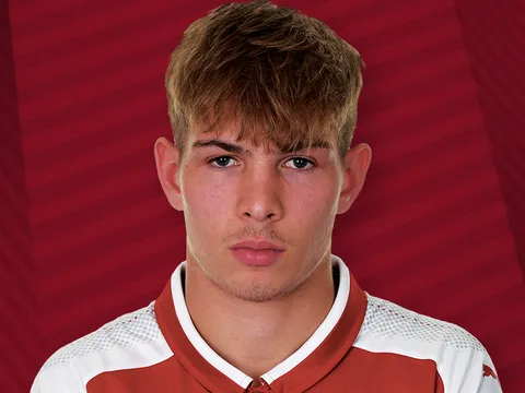 Emile Smith-Rowe, cầu thủ lập siêu phẩm vào lưới Atletico Madrid là ai?