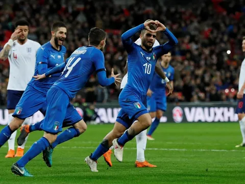 Tifosi Azzurri trong nỗi nhớ “Siêu Quậy”