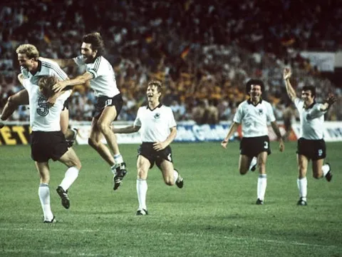 Bán kết Tây Đức – Pháp (Espana 1982): Trận đại chiến không dành cho kẻ yếu tim