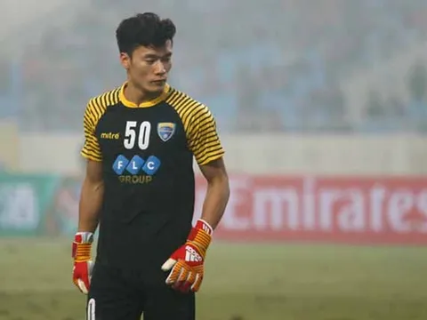 ‘Bùi Tiến Dũng không giỏi bằng Thanh Thắng ở góc độ chuyên môn’
