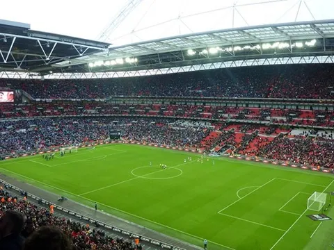 FA cân nhắc bán sân Wembley