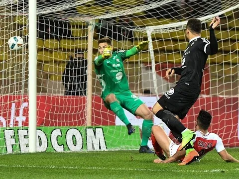 Falcao hồi sinh thế nào trong màu áo Monaco?