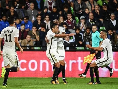 Falcao lại sắm vai người hùng giúp Monaco đánh bại Metz
