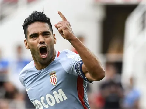 Falcao lập hat-trick trước Dijon, Monaco đi vào lịch sử Ligue 1