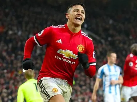 Fan Arsenal hãnh diện nhìn Sanchez tỏa sáng cùng Man United