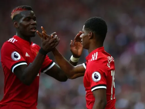 Fan Man United đòi 'tống cổ' Pogba, đón sao Barca