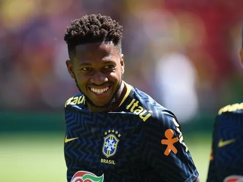 Fred sẽ mang áo số mấy ở Man Utd?