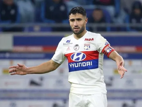 Arsenal nhận tin vui từ thủ quân Lyon