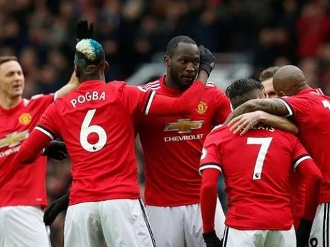 Ferdinand: "Thật khủng khiếp nếu Man City và Liverpool dẫn đầu Premier League"