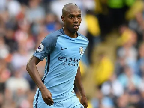 Fernandinho, ngôi sao chỉ còn 1 năm hợp đồng tại NHA