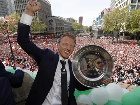 Feyenoord diễu hành mừng chức vô địch sau 18 năm