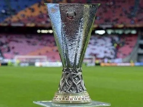 6 điều cần biết trước trận chung kết Europa League: Cúp vô địch nặng như bàn thạch
