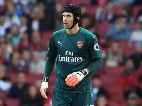 Thắng 4-1, Petr Cech vẫn chưa hài lòng