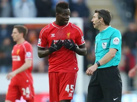 Football Leaks hé lộ hợp đồng kỳ lạ của Balotelli và Liverpool