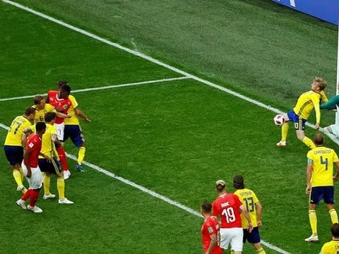 Forsberg ghi bàn, Forsberg cản phá và Forsberg... tăng giá?