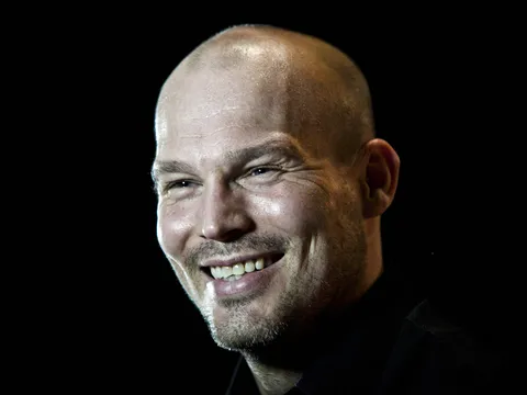 XÁC NHẬN: Arsenal kí hợp đồng với Freddie Ljungberg