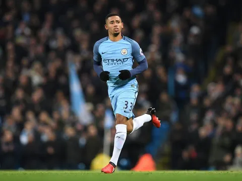 Gabriel Jesus lại nổ súng trước Watford