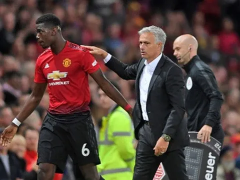 Garth Crooks cảnh báo Mourinho nên thận trọng với Pogba