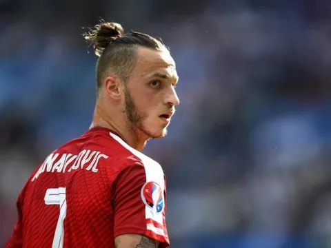 Arnautovic gửi thông điệp tới Man Utd