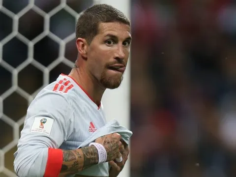 Ramos khiến Maradona ngỡ ngàng với phát biểu về Messi
