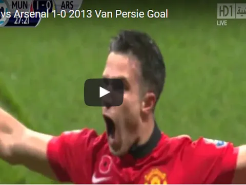 Ghi bàn vào lưới Arsenal, Van Persie ăn mừng điên cuồng