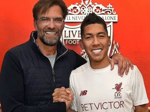 Giải quyết xong vụ Firmino, HLV Jurgen Klopp cười tươi rói